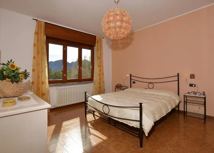 Casa Virginia Mandello del Lario