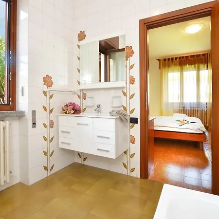 Casa Virginia Mandello del Lario